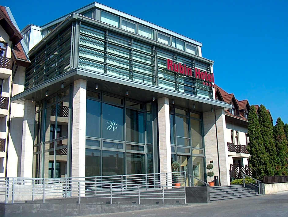 Rubin Wellness & Conference Hotel