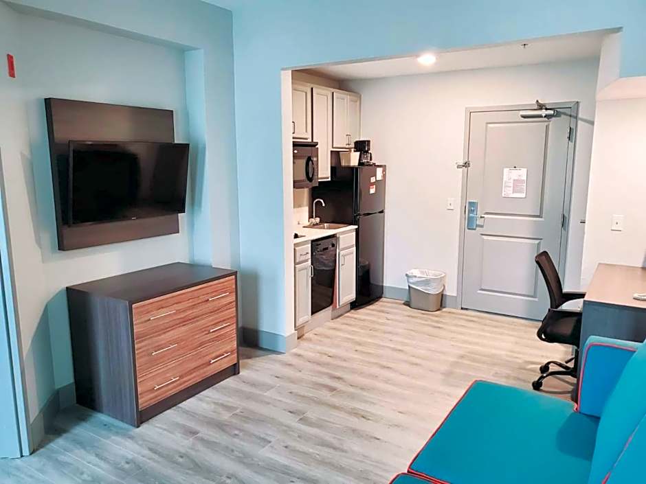 CANDLEWOOD SUITES PANAMA CITY BEACH SOUTHEAST by IHG