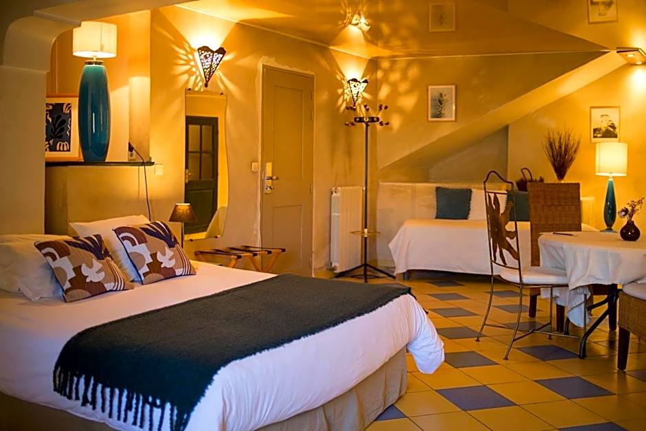 In Provence Hôtel - Expérience Authentique