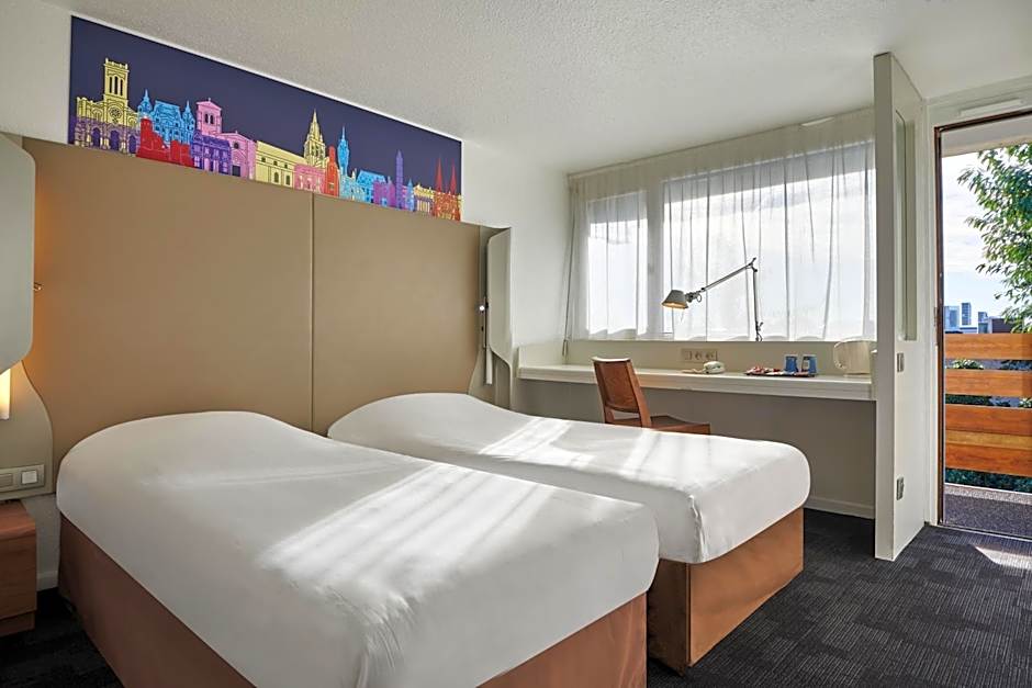 Kyriad Brie-Comte-Robert