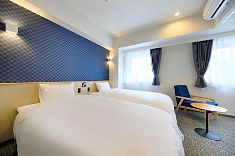 Twin Room - Non-Smoking