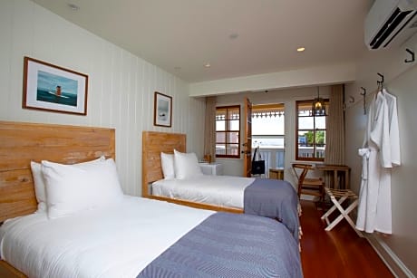 Twin Room with Extra Bed