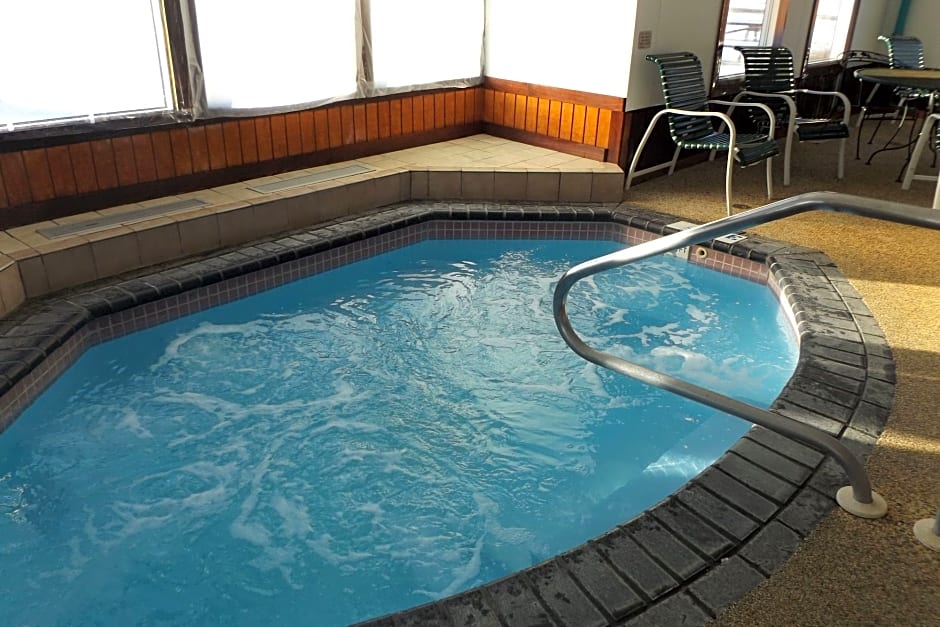Nisswa Inn and Suites