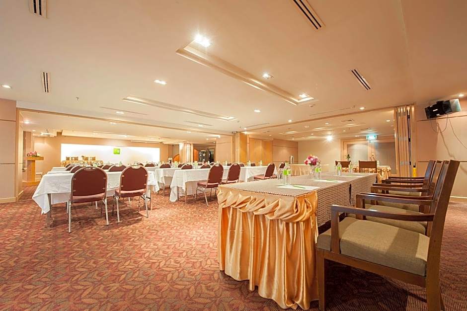 The Seasons Pattaya Hotel