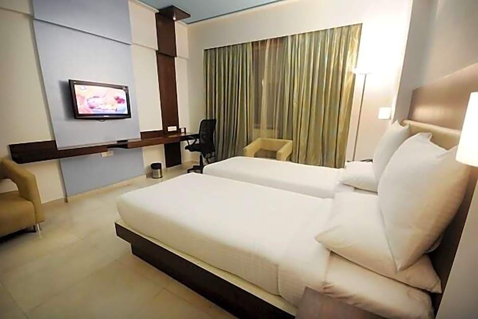 Srinivas Saffron Hotel