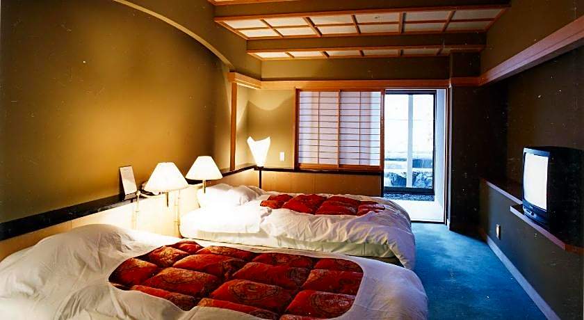 Yamaumi Onsen Shyuku Kaifuu