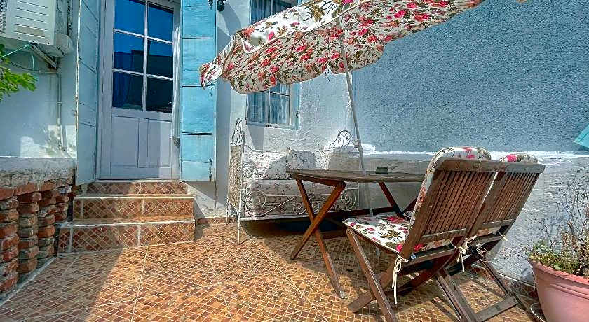 Eolya Konuk Evi