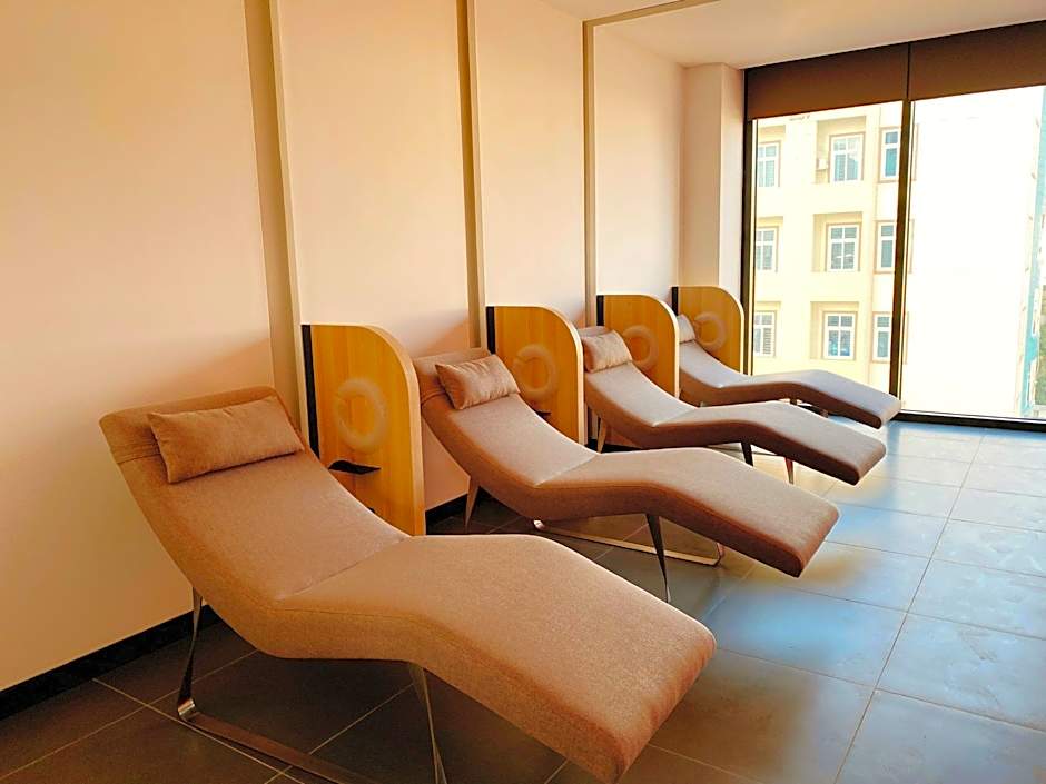 Tru by Hilton Hoa Binh City Centre