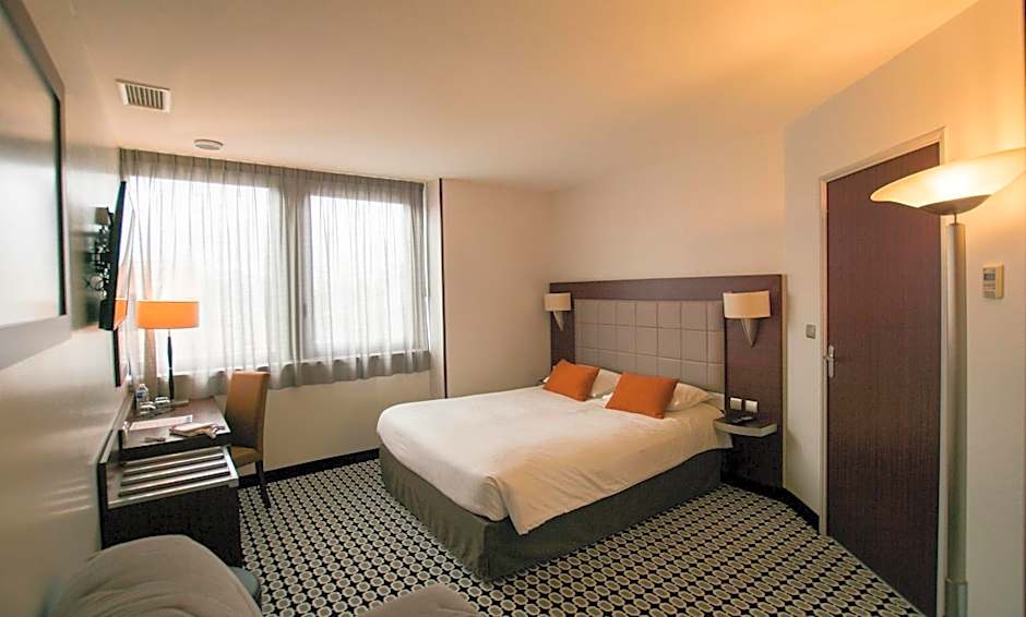 Kyriad Limoges Centre Gare - Atrium