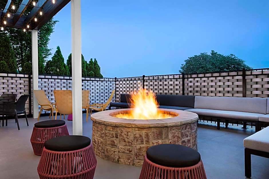 Home2 Suites By Hilton Clarksville/Ft. Campbell