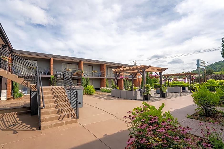 The Beaucatcher, a Boutique Motel