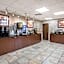 La Quinta Inn & Suites by Wyndham Davenport
