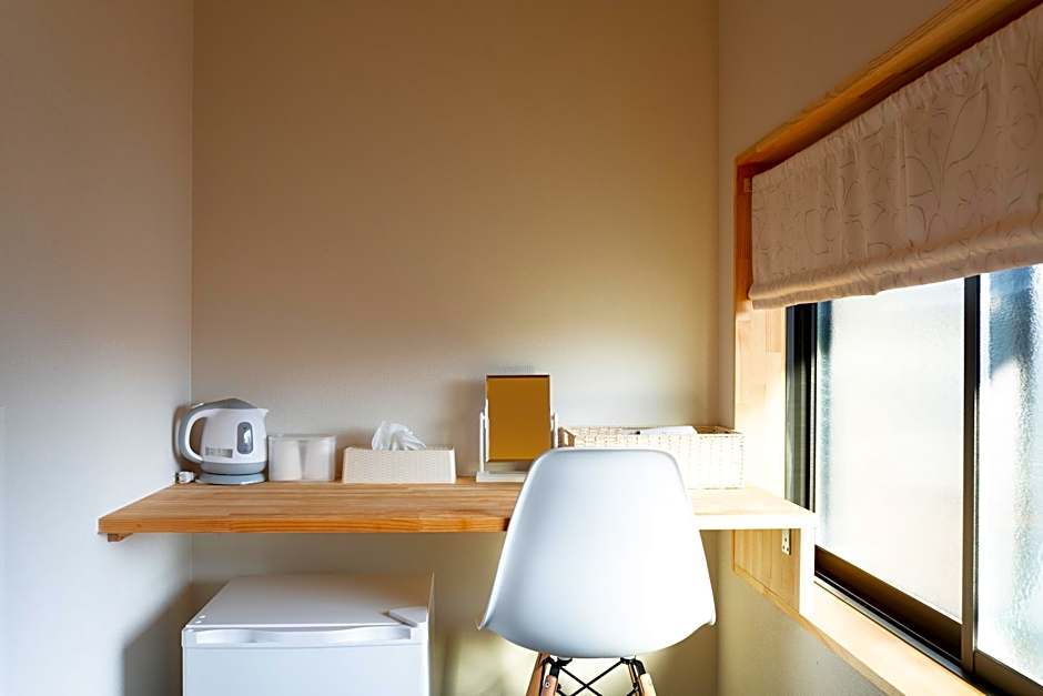 B and B MIKAWA Info Centre - Kanazawa Fish Harbour