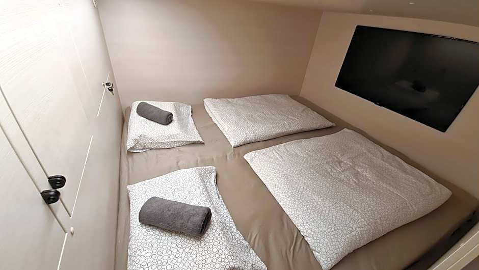 Cabin HOSTEL