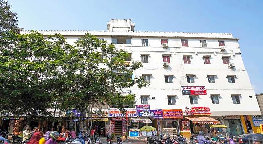 SPOT ON Hotel Hyderabad Continental