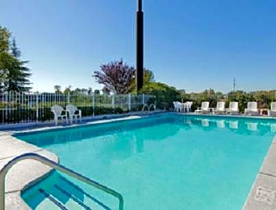 Super 8 by Wyndham Oroville