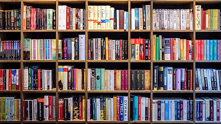 PRZYSTAŃ WYGONIN knéżka i wino