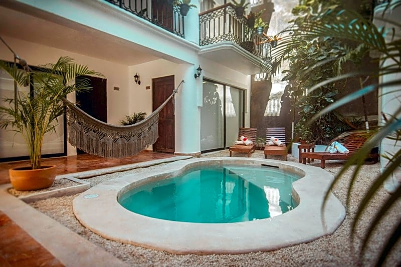 Banana Boutique Hotel