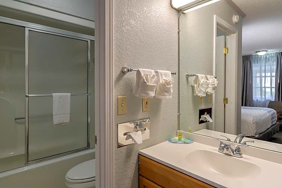 Belle Aire Motel - Downtown Convention Center - Gatlinburg