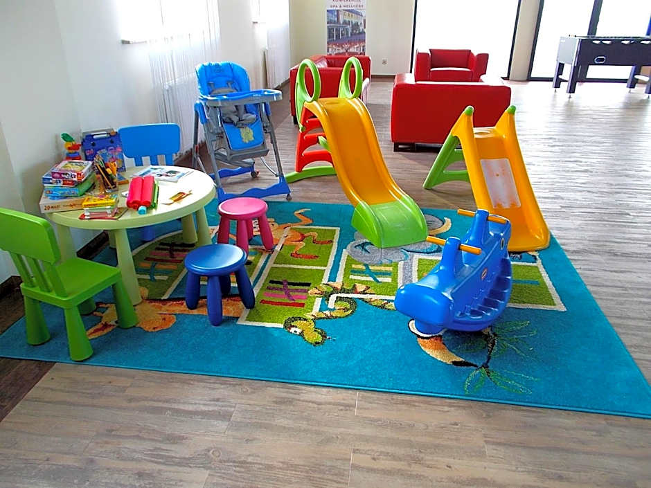 Hotel Austeria Conference & Spa