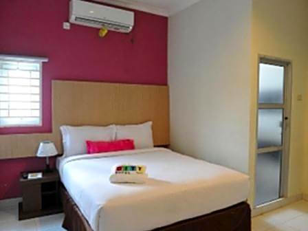 City Hotel
