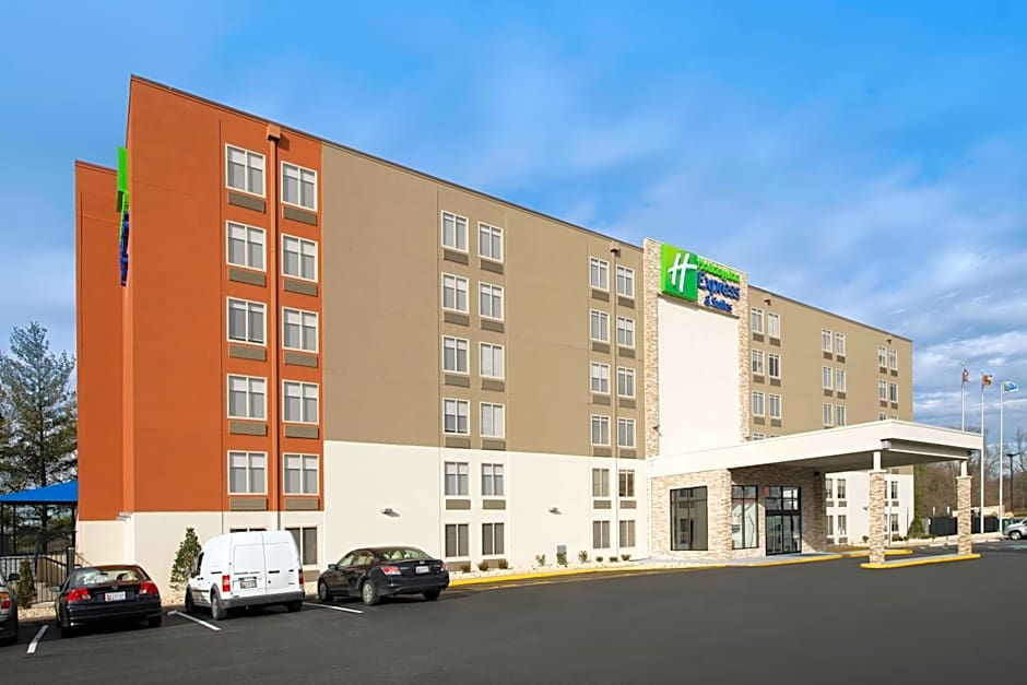 Holiday Inn Express & Suites College Park-University Area By IHG
