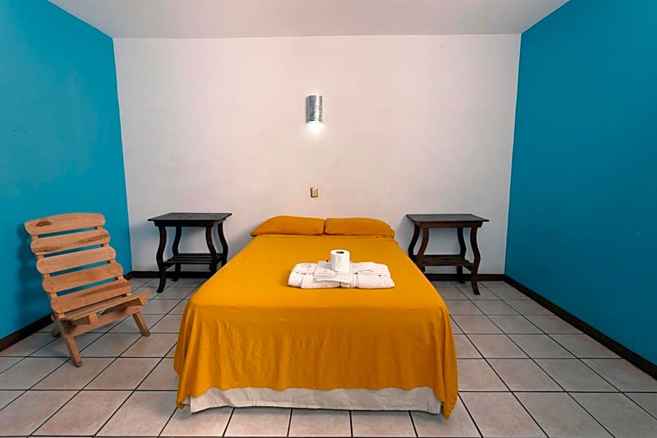 HOTEL NIUT-JA