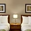 Colonial Square Inn & Suites