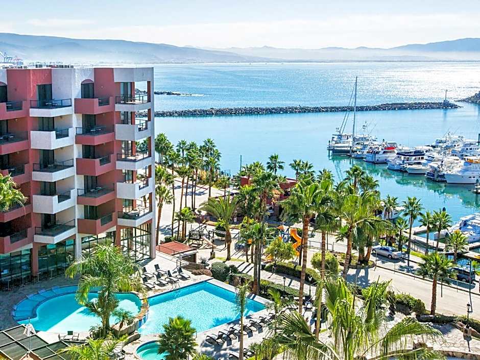 Hotel Coral & Marina