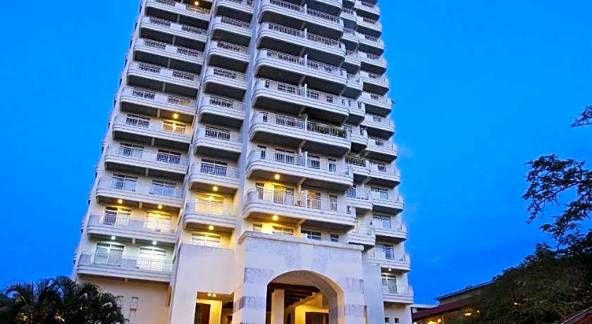 Waterfront Suites Phuket By Centara