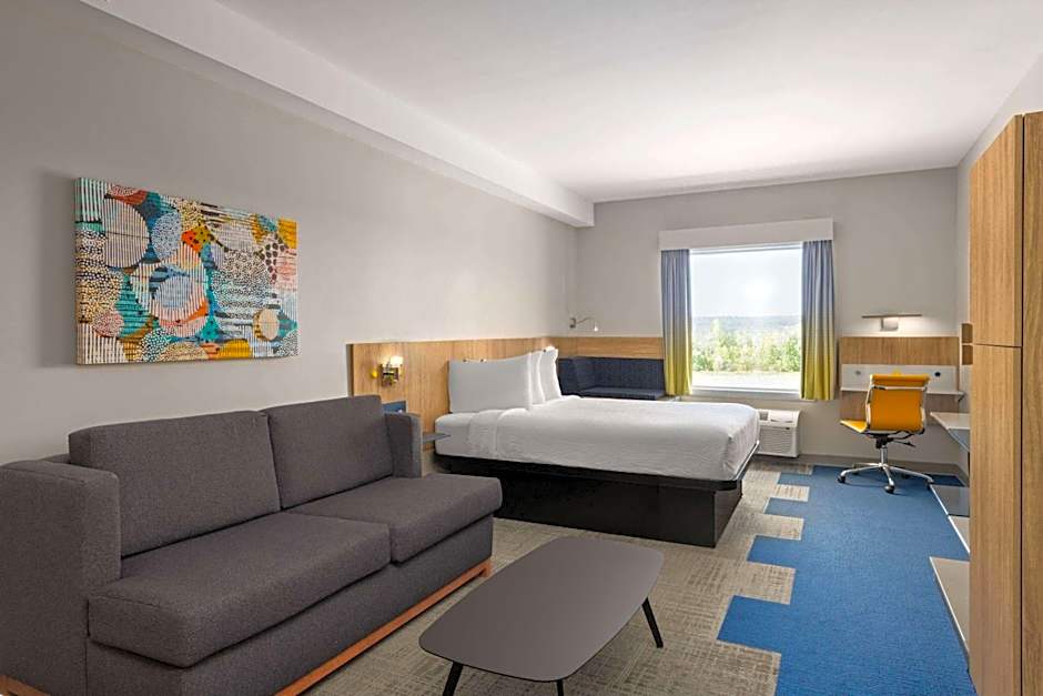 Microtel Inn & Suites by Wyndham Lachute