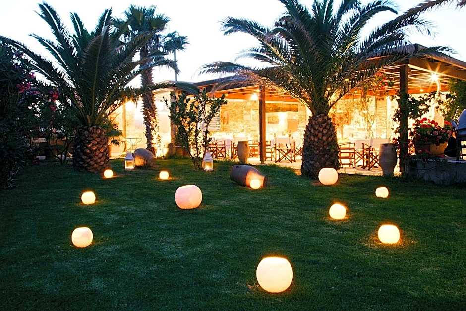 Golden Beach Studios & Suites