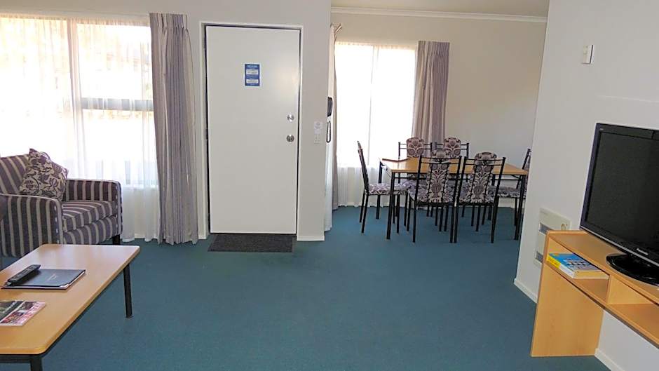 Central Motor Lodge