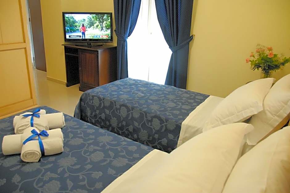 Photo 1 of 8 of Deluxe 2 Beds
