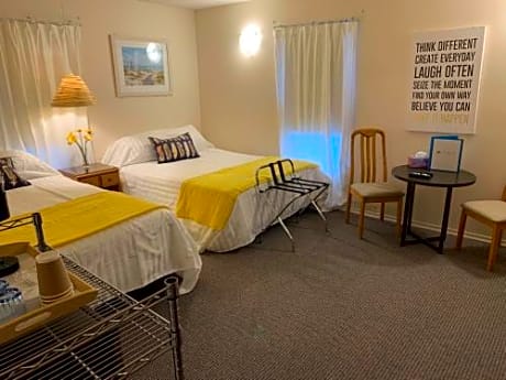 Queen Room with Garden View