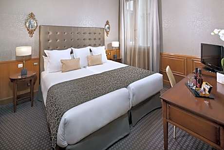Melia Twin Room