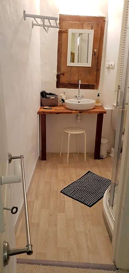 La Porte Bleue