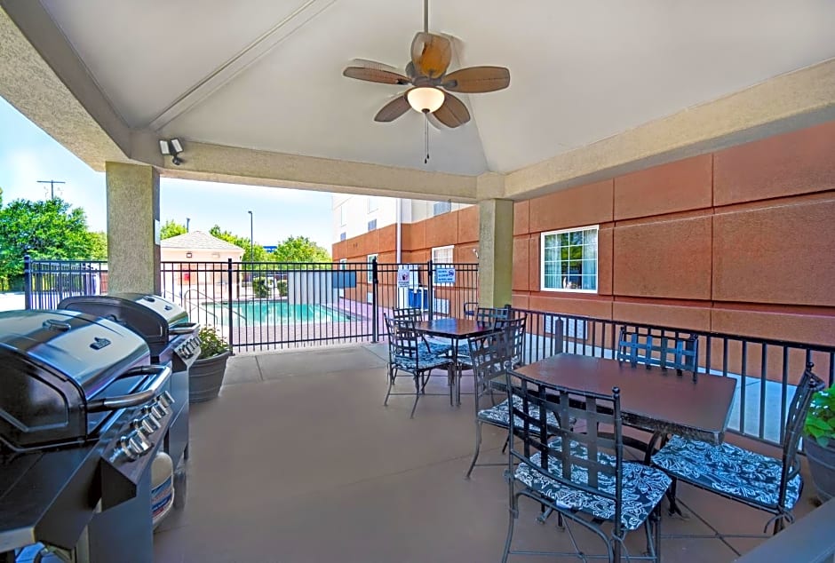 Candlewood Suites Columbia-Fort Jackson, an IHG Hotel