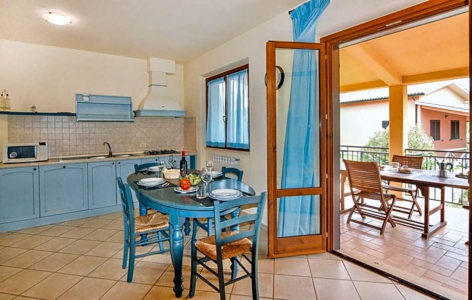 Residence with swimming-pool and thermal pools in Sorano