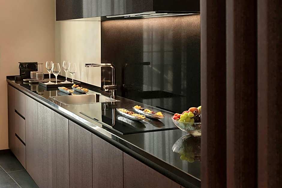 Dorothea Hotel, Budapest, Autograph Collection