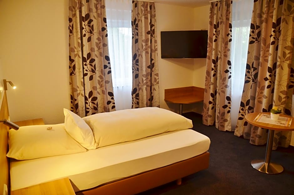 TIPTOP Hotel Hirt