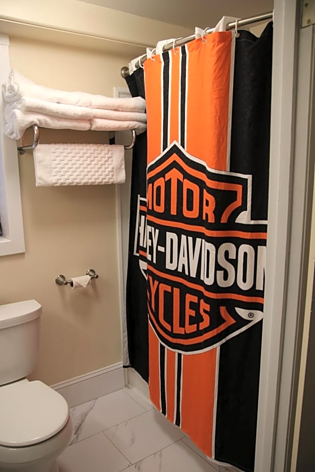 Townhouse Motel