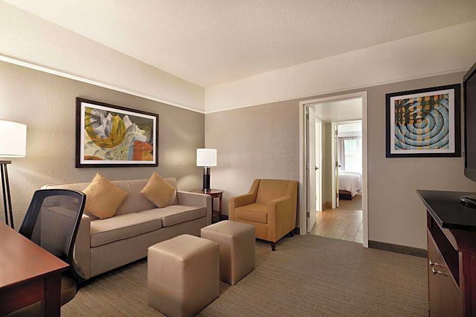 Embassy Suites by Hilton Brunswick