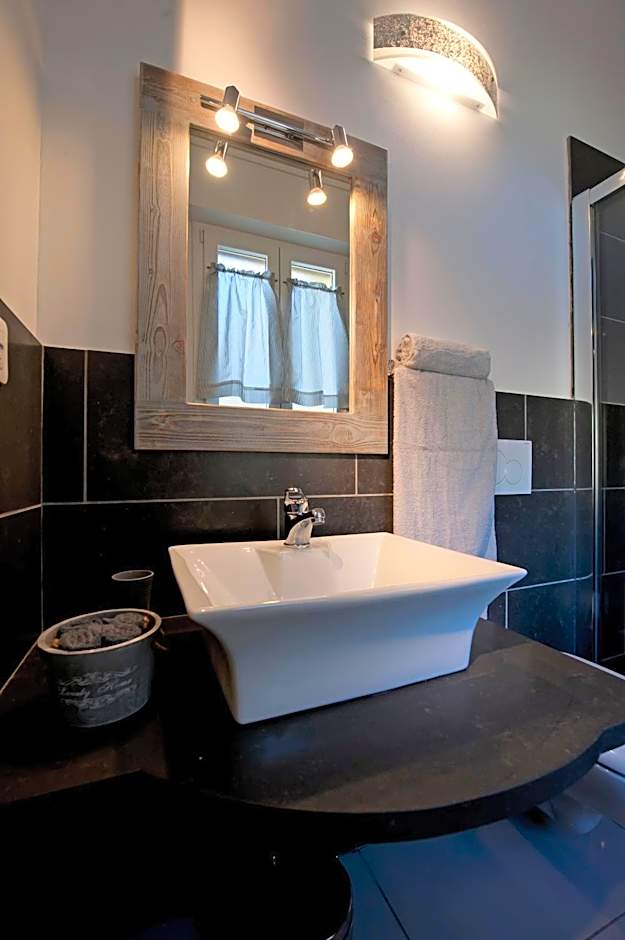 Le Suites - di fronte Ospedale Sacro Cuore