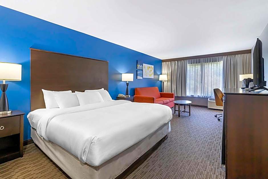 Comfort Inn & Suites