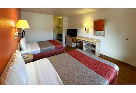 2 Full Beds | Non-Smoking