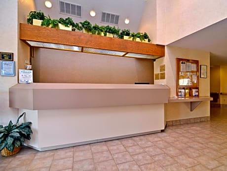 Quality Inn Lees Summit - Kansas City