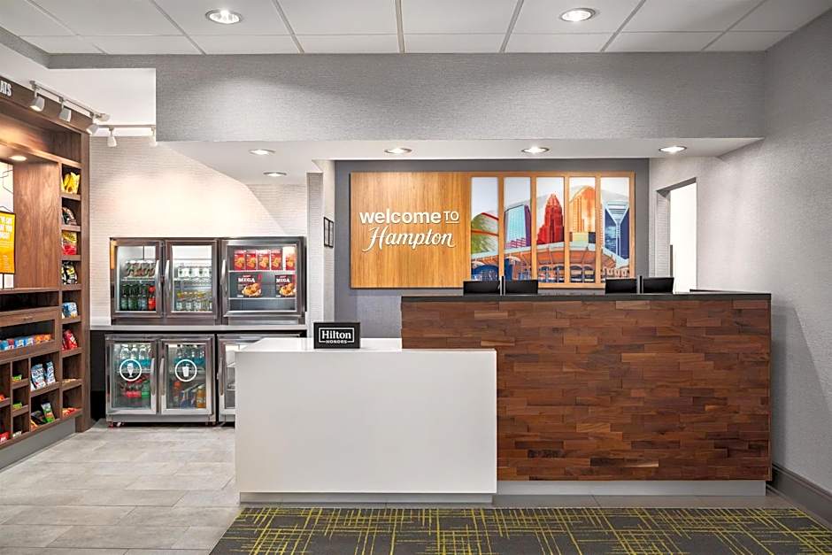 Hampton Inn & Suites Charlotte-Arrowood Rd.