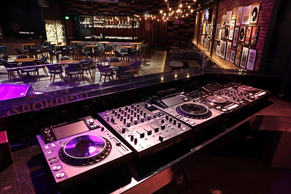 Mambruk Hotel & Convention