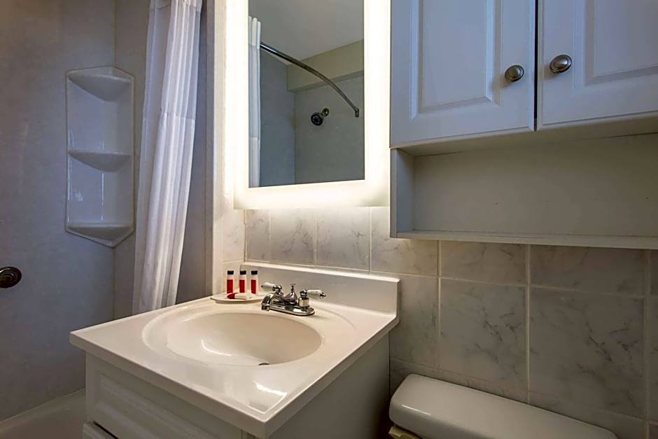 Days Inn by Wyndham Ocean City Oceanfront